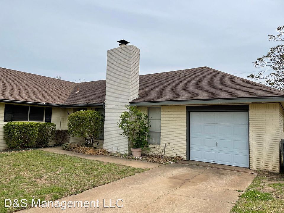1st image of 4822 NW 26th St