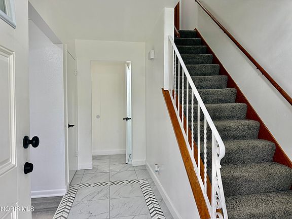 4th image of 2525 Luddington Dr