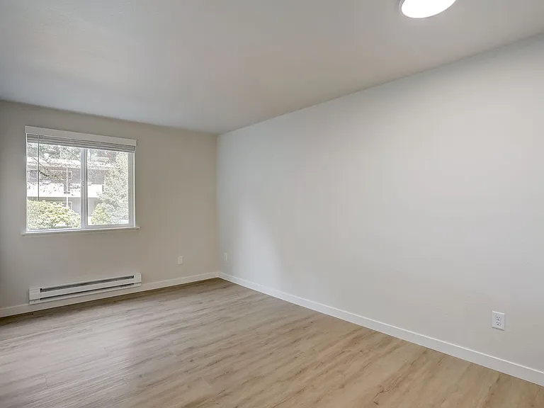 Bellefield Manor — Photo 111