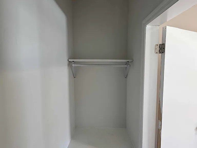 138 Pawling Ave #138 — Photo 21