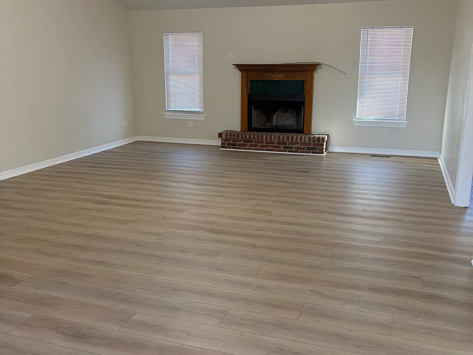 3 bed, 1620 sqft, $2,000 — Photo 2