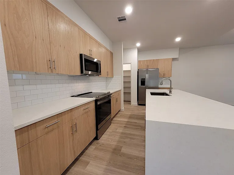 2509 Appian Way #B — Photo 15