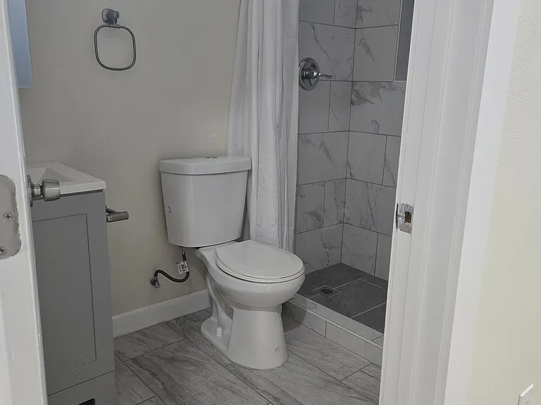 bathroom in bedroom #1