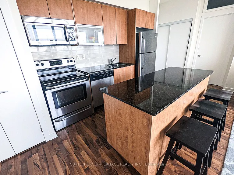 55 E Liberty St #609 — Photo 5