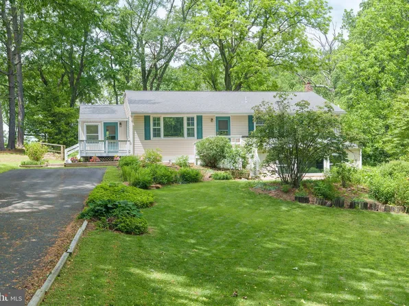 103 N Edgewood Dr, Elkton, MD 21921