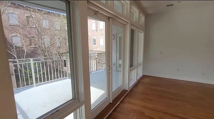 Rented by R New York | media 26