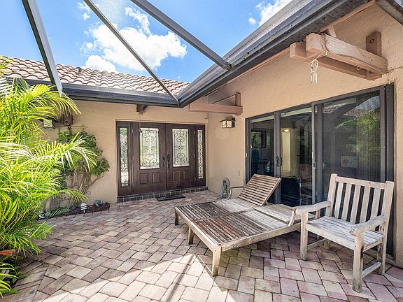 4th image of 6582 Patio Lane