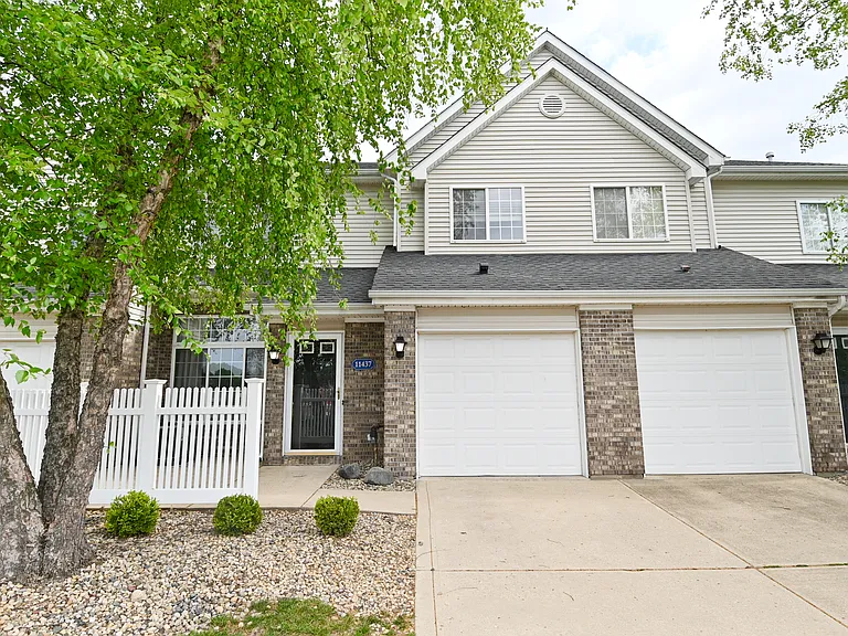 11437 Enclave Blvd — Photo 1