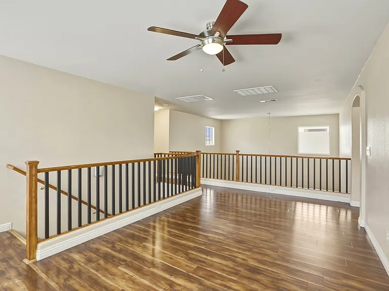 724 Picasso Picture Ct — Photo 23