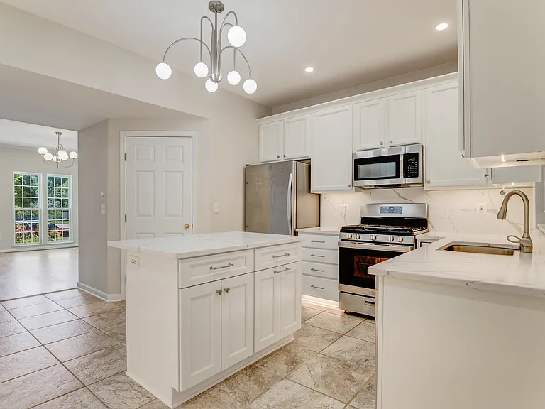 4264 Wheeled Caisson Sq — Photo 8