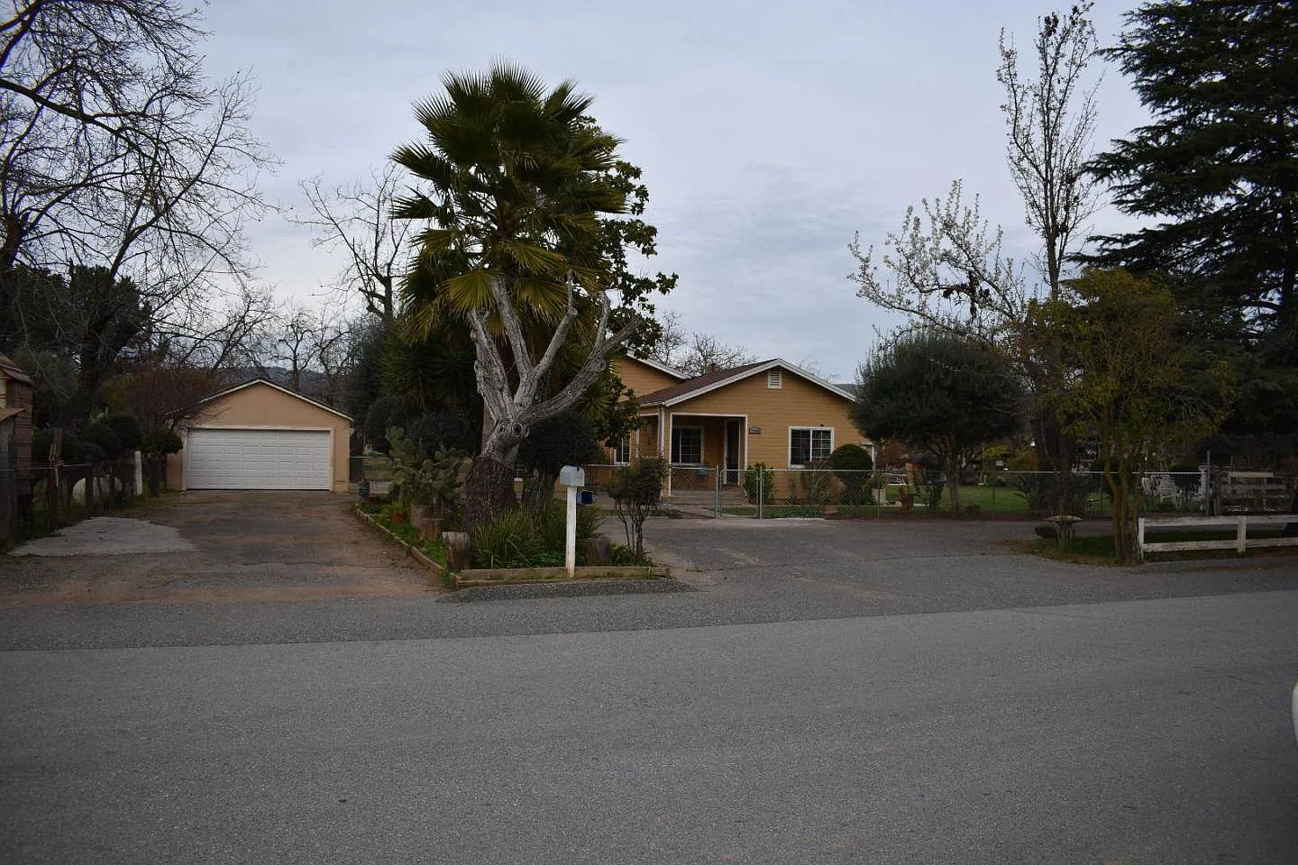17680 Serene Dr photo 1