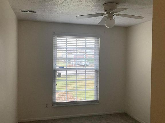 4th image of 3131 Dewbourne Dr