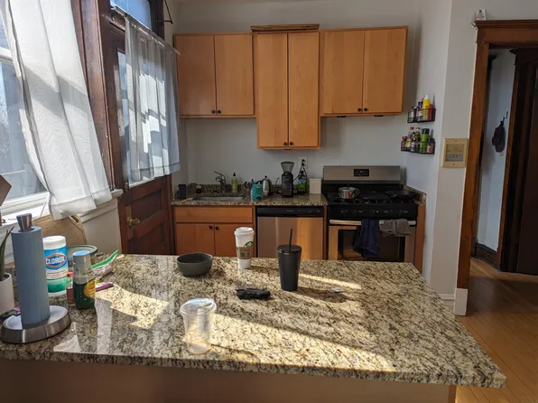 2941 W Schubert Ave #3, Chicago, IL 60647