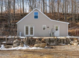 4873 Consaul Rd, Amsterdam, NY 12010