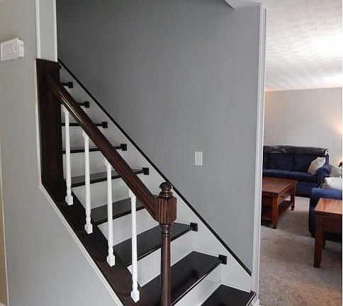 5th image of 588 Louise Dr