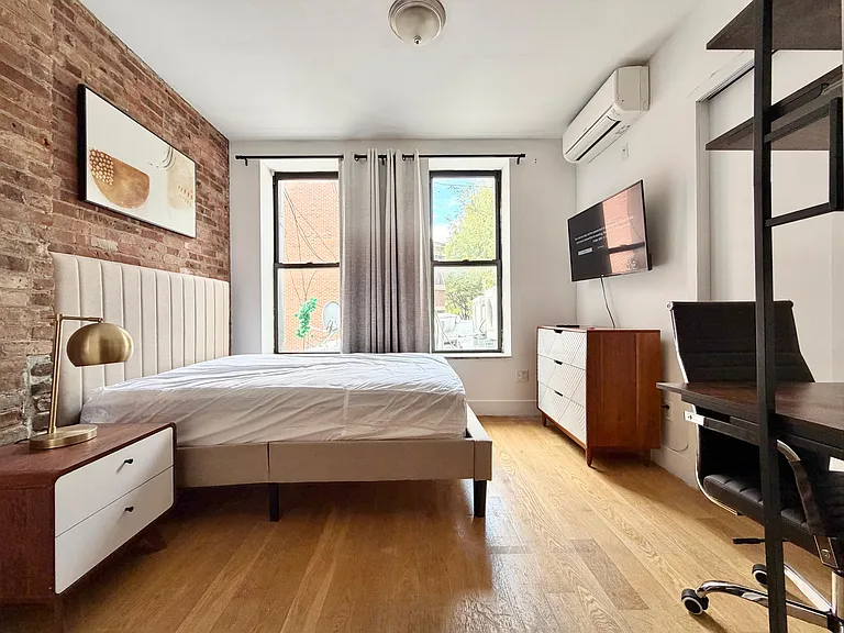 1694 Park Ave #833 — Photo 3