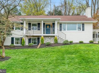 2642 Robert Walker Pl, Arlington, VA 22207