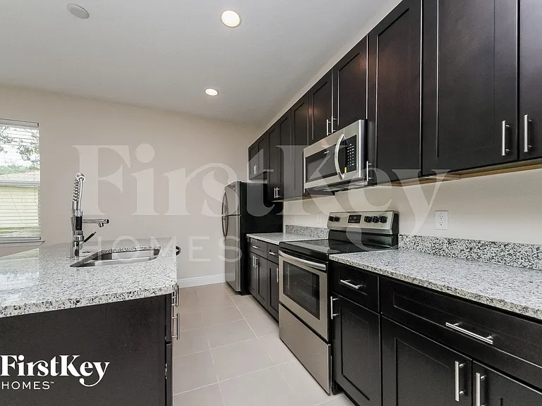 510 Magpie Ln — Photo 7