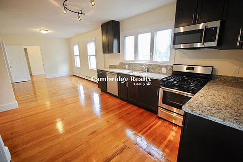 15 Taylor St Photo 1