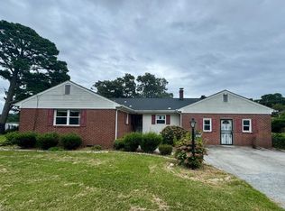 3827 Wedgefield Ave, Norfolk, VA 23502