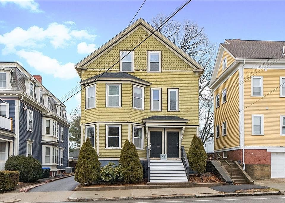 1st image of 226 Olney St #3