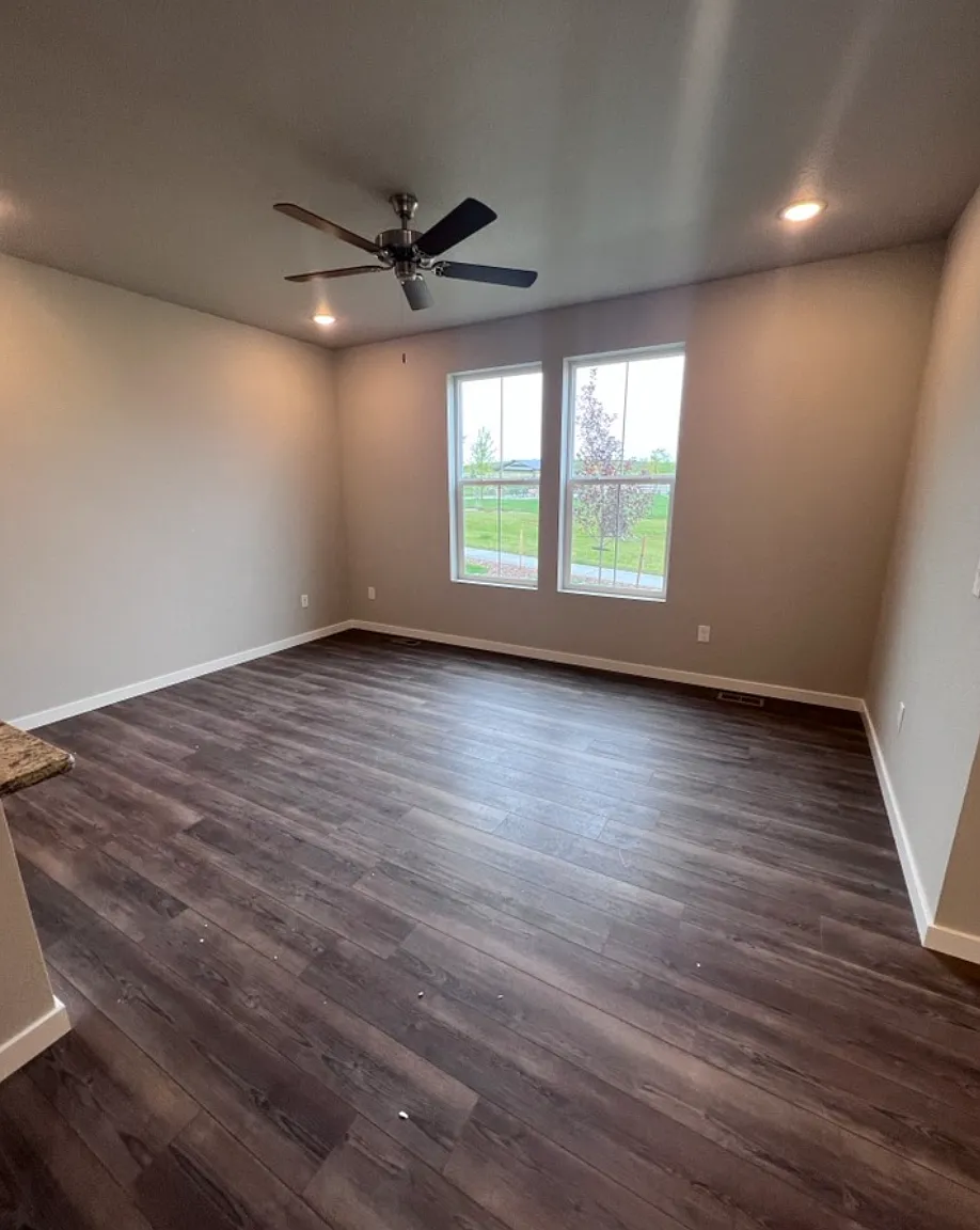 3 bed, 2133 sqft, $2,750 — Photo 3