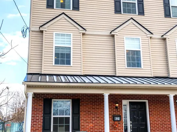821 N Towamencin Ave, Lansdale, PA 19446