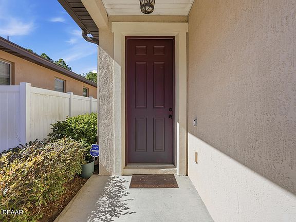 3rd image of 417 Tuscany Chase Dr