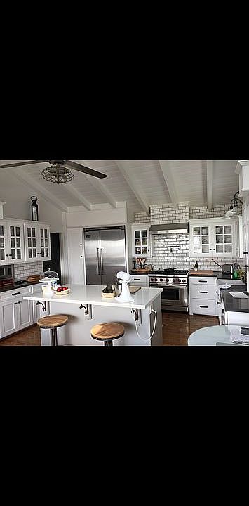 1st image of 261 Artemesia Ave