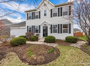 10428 Sunbury St, Huntley, IL 60142