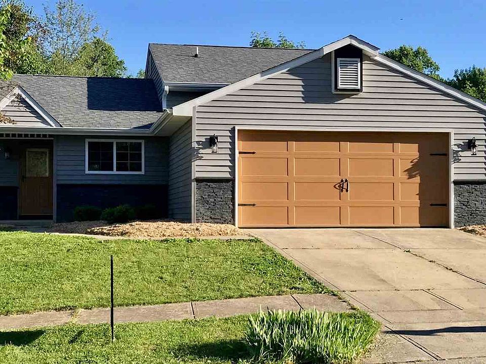 1st image of 3821 S Woodmere Ct