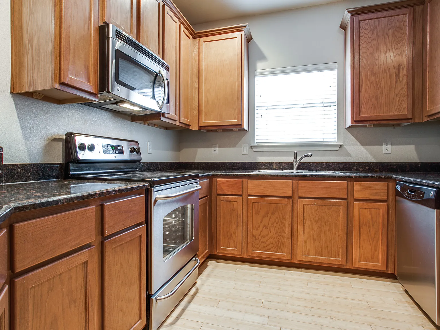 3125 Waits Avenue - 103 — Photo 4