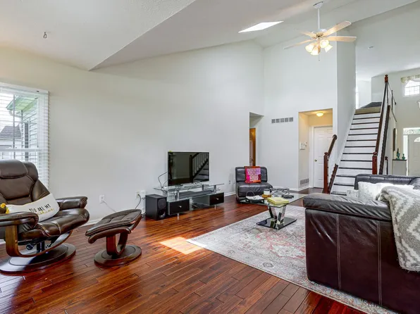 5816 Lakeview Dr #Id1621209p, Hilliard, OH 43026
