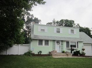 167 Willard Clark Cir, Spotswood, NJ 08884