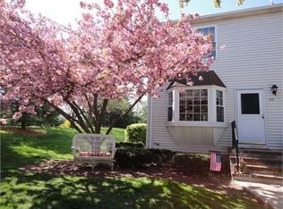 201 Salem Ct #201, Flemington, NJ 08822