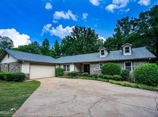 1912 Salem Rd, Pine Mountain, GA 30241