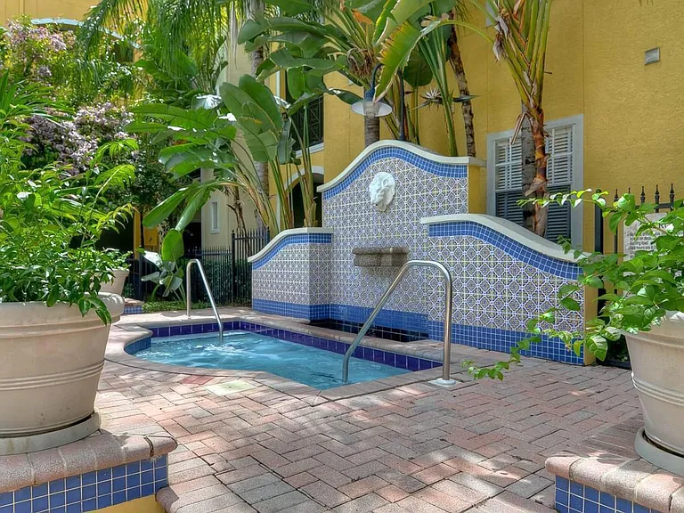 E Palm Ave — Photo 8