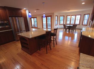 164 River Rd, Hanover, MA 02339