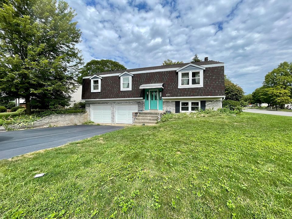 1st image of 1282 Belle Meade Pl