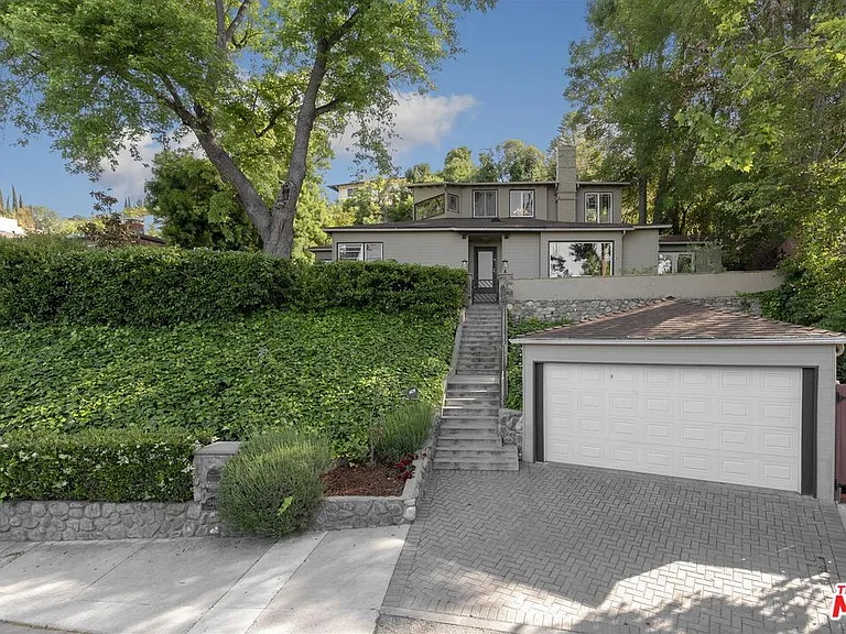 13480 Contour Dr — Photo 1
