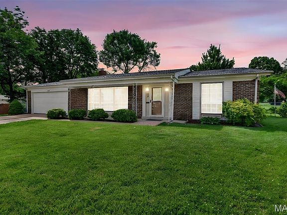 3rd image of 4542 Frederickton Ct