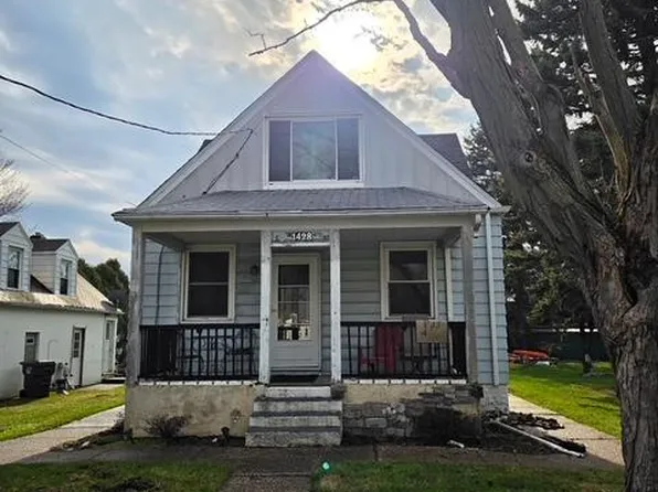 1428 Fairfax Ave, Erie, PA 16505