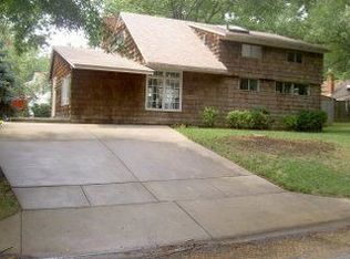 200 Bradley Ave, Rockville, MD 20851