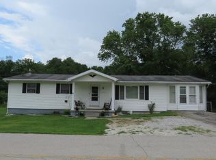 8387 Orangeburg Rd, Maysville, KY 41056