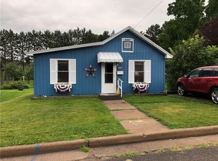 810 Lindoo Ave E, Ladysmith, WI 54848