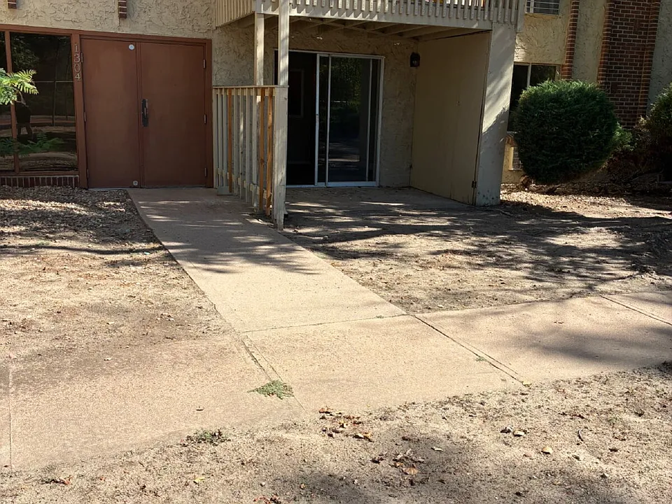 1304 S Parker Rd #148