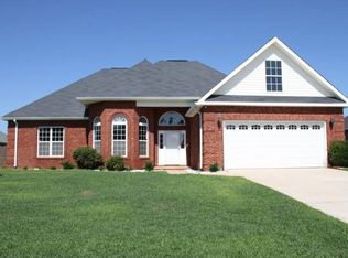 214 Loudon Hill Dr, Warner Robins, GA 31088