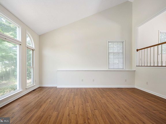 5th image of 6 Creekway Ln