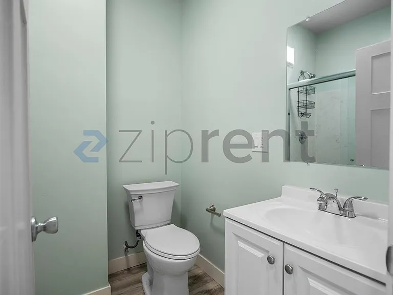 680 14th St #412 — Photo 21