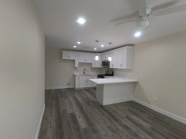 262 E Park Ave #A — Photo 5